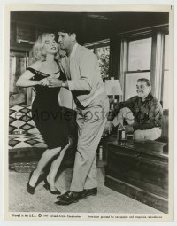 2w662 MISFITS 8x10.25 still '61 Clark Gable watches sexy Marilyn Monroe dance with Eli Wallach!