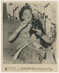 2w778 REBEL WITHOUT A CAUSE candid 8x10 still '55 Natalie Wood brushes her dog after reading script!