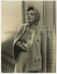 2w992 WOMEN 7.25x9.5 still '39 great portrait of Joan Crawford wearing great outfit & coat!