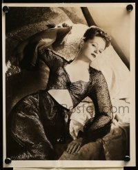 2w095 ALEXIS SMITH 8x10 still '44 not made to look old as she was in The Adventures of Mark Twain!