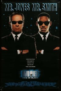 3k781 MEN IN BLACK int'l DS 1sh '97 Will Smith & Tommy Lee Jones close-up!