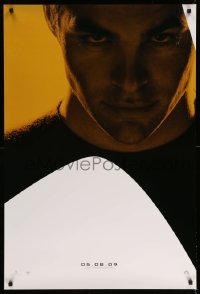 3k899 STAR TREK teaser 1sh '09 close-up of Chris Pine as Captain Kirk over yellow background!
