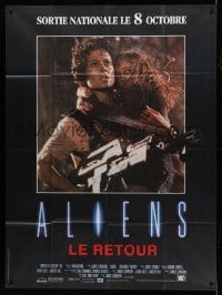 3r042 ALIENS advance French 1p '86 James Cameron, close up of Sigourney Weaver & little girl!