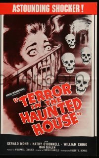 4a458 MY WORLD DIES SCREAMING pressbook '59 screaming girl & skulls, Terror in the Haunted House!