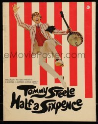 4d633 HALF A SIXPENCE souvenir program book '68 art of smiling Tommy Steele with banjo, H.G. Wells