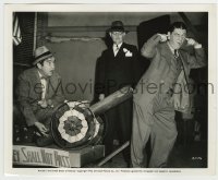 4m161 BUTCH MINDS THE BABY candid 8.25x10 still '42 Damon Runyon on set with Shemp & Brod Crawford!