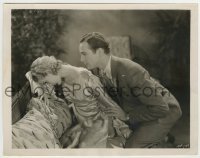 4m280 DRACULA 8x10.25 still '31 David Manners comforts sad Helen Chandler, Tod Browning classic!