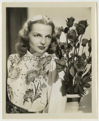 4m301 ELYSE KNOX 8.25x10 still '30s waist-high portrait of the pretty blonde by roses!