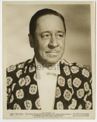 4m509 IT'S IN THE BAG 8x10.25 still '45 great head & shoulders portrait of Robert Benchley!