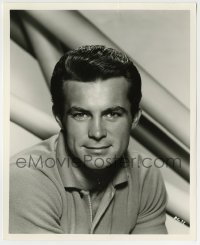 4m802 ROBERT CONRAD 8.25x10 still '63 portrait of the handsome actor from Palm Springs Weekend!