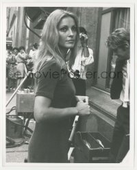 4m837 SHARON TATE 8x10 photo '80s great candid on the set of Rosemary's Baby by Irv Steinberg!