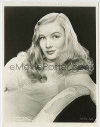 4m948 VERONICA LAKE 8x10.25 still '42 sexy close portrait after starring in This Gun For Hire!