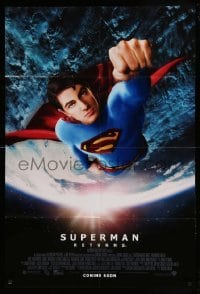 4t855 SUPERMAN RETURNS int'l advance DS 1sh '06 Bryan Singer, full-length image of Routh in space!