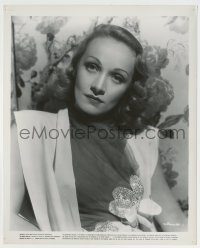 5s537 MARLENE DIETRICH 8.25x10 still '41 close portrait of the leading lady from Manpower!