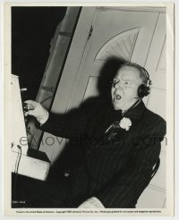 5s593 MY LITTLE CHICKADEE candid 8x10 still '40 W.C. Fields discovers sound recording is not easy!
