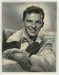 5y115 FRANK SINATRA signed deluxe 11x14 still '40s great youthful portrait of the legendary singer!