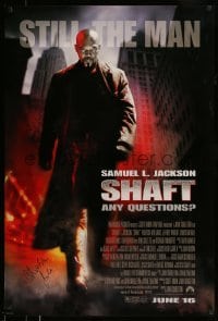 5y253 SHAFT signed advance 1sh '00 by Christian Bale, great image of tough Samuel L. Jackson!