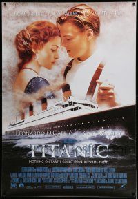 5z200 TITANIC 40x58 French commercial poster '97 great close-up image of Leonardo DiCaprio!