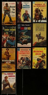 6d055 LOT OF 10 WESTERN PAPERBACK BOOKS '50s-60s cowboy stories with cool cover artwork!