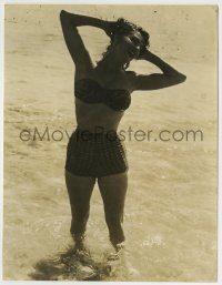 6h062 AVA GARDNER 7.5x9.75 still '40s great close up in sexy swimsuit standing in the ocean!