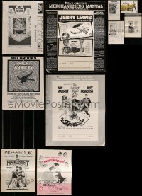 6m032 LOT OF 10 CUT AND UNCUT PRESSBOOKS AND SUPPLEMENTS '60s-70s advertising a variety of movies