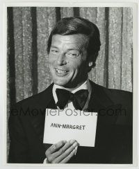 6x038 ROGER MOORE 8x10 photo '80s about to present award to Ann-Margret by Peter Borsari!