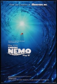 6z323 FINDING NEMO advance DS 1sh 2003 Disney & Pixar, Nemo surrounded by huge school of fish!