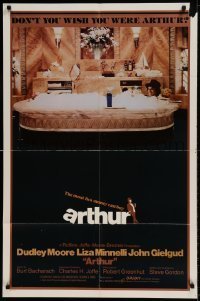 7b044 ARTHUR int'l 1sh 1981 image of drunken Dudley Moore in huge bath tub w/martini!