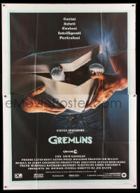 7g346 GREMLINS Italian 2p 1984 Joe Dante Christmas horror comedy, great John Alvin art!