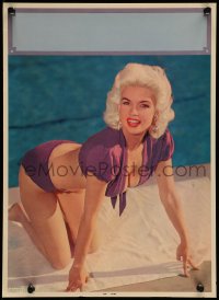 7g054 JAYNE MANSFIELD 12x17 calendar sample 1950s kneeling in sexy skimpy purple outfit by pool!