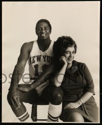 7g084 JUDITH CRIST/WILLIS REED 16x20 still 1970 ad for the first cable TV channel that became HBO!