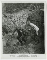 7h272 BUTCH CASSIDY & THE SUNDANCE KID 8x10 still 1969 Paul Newman & Robert Redford hiding!