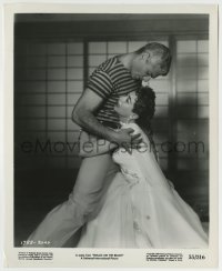 7h391 FEMALE ON THE BEACH 8.25x10 still 1955 Joan Crawford & Jeff Chandler in a heatwave romance!
