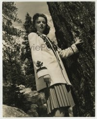 7h477 HIGH SIERRA candid 7.75x9.5 still 1941 Ida Lupino in Sierra Fashion portrait by Bert Six!