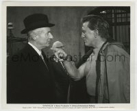 7h851 SPARTACUS candid 8.25x10 still 1960 Kirk Douglas with jacket over costume talking to visitor!
