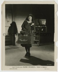 7h969 WHAT A WIDOW 8x10.25 still 1930 full-length image of scared Gloria Swanson with suitcase!