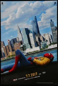 8b044 SPIDER-MAN: HOMECOMING int'l French language teaser DS 1sh 2017 Tom Holland in the title role