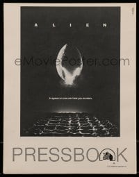 8d020 ALIEN pressbook 1979 Ridley Scott outer space sci-fi monster classic, cool egg image!