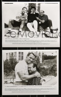 8h406 TWINS 9 8x10 stills 1988 great image of Arnold Schwarzenegger, DeVito, Reitman candid!