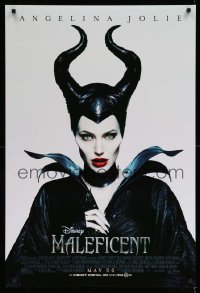 8r659 MALEFICENT advance DS 1sh 2014 cool close-up image of sexy Angelina Jolie in title role!