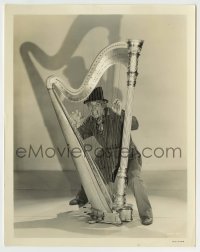 8s098 AT THE CIRCUS 8x10.25 still 1939 great image of Harpo Marx making a scary face behind harp!