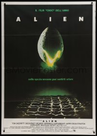 9f135 ALIEN Italian 1p 1979 Ridley Scott outer space sci-fi monster classic, cool egg image!