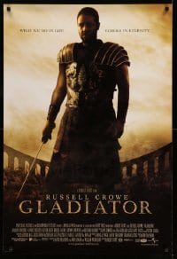 9g390 GLADIATOR int'l DS 1sh 2000 Ridley Scott, cool image of Russell Crowe in the Coliseum!