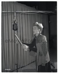 9m541 GIRL CRAZY 4x5 negative 1943 20 year-old Judy Garland candid singing into microphone!