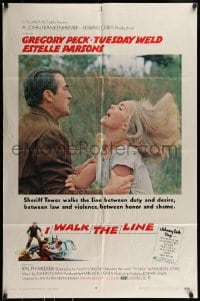 9p444 I WALK THE LINE 1sh 1970 c/u of Gregory Peck grabbing Tuesday Weld, John Frankenheimer