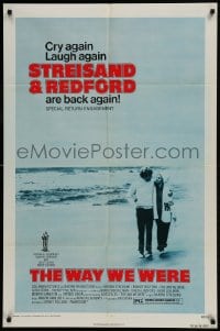 9p957 WAY WE WERE 1sh R1975 Barbra Streisand & Robert Redford walk on the beach!