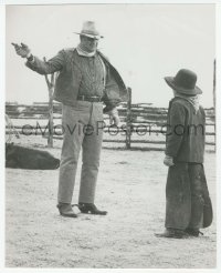 9x039 COWBOYS 8.5x10.75 still 1972 big John Wayne talking to young cowboy Clay O'Brien!