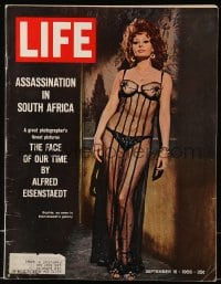 9x350 LIFE MAGAZINE magazine September 16, 1966 barely dressed Sophia Loren by Alfred Eisenstaedt!