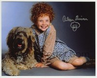 1b776 AILEEN QUINN signed color 8x10 REPRO still 1990s smiling as Annie with her dog Sandy!