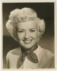 1b353 BETTY GRABLE signed deluxe 8x10 still 1940s great head & shoulders smiling portrait w/scarf!